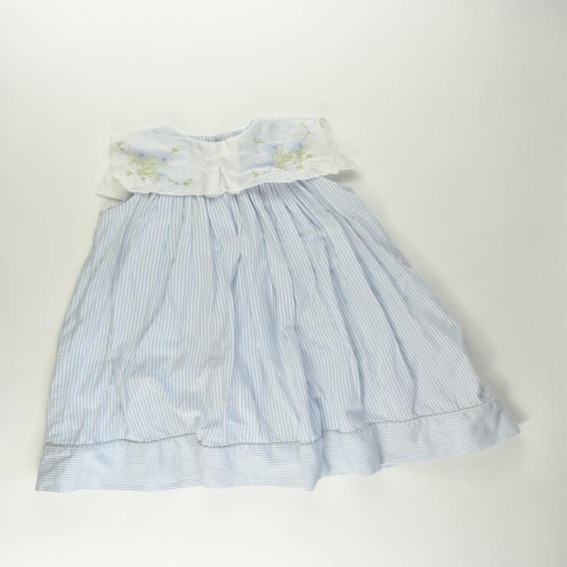 Peaches 'N Cream Size approx 5 Embroidery Collar Dress