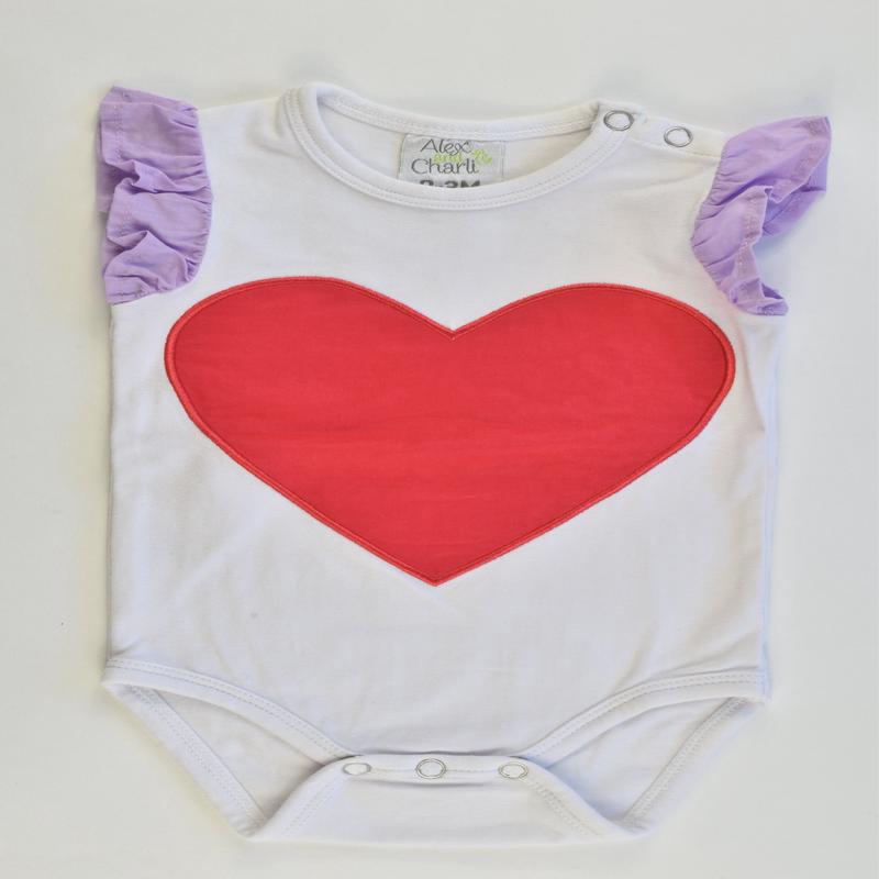Alex & Charli Size 0-3 months Bodysuit