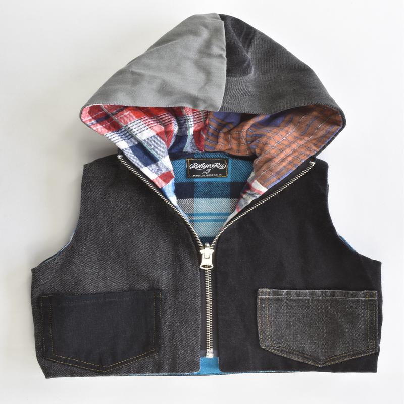Robyn Ru (Australia) Size approx 1 Reversible Hooded Vest