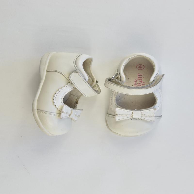 Airflex Everlite Size 4 Leather Shoes