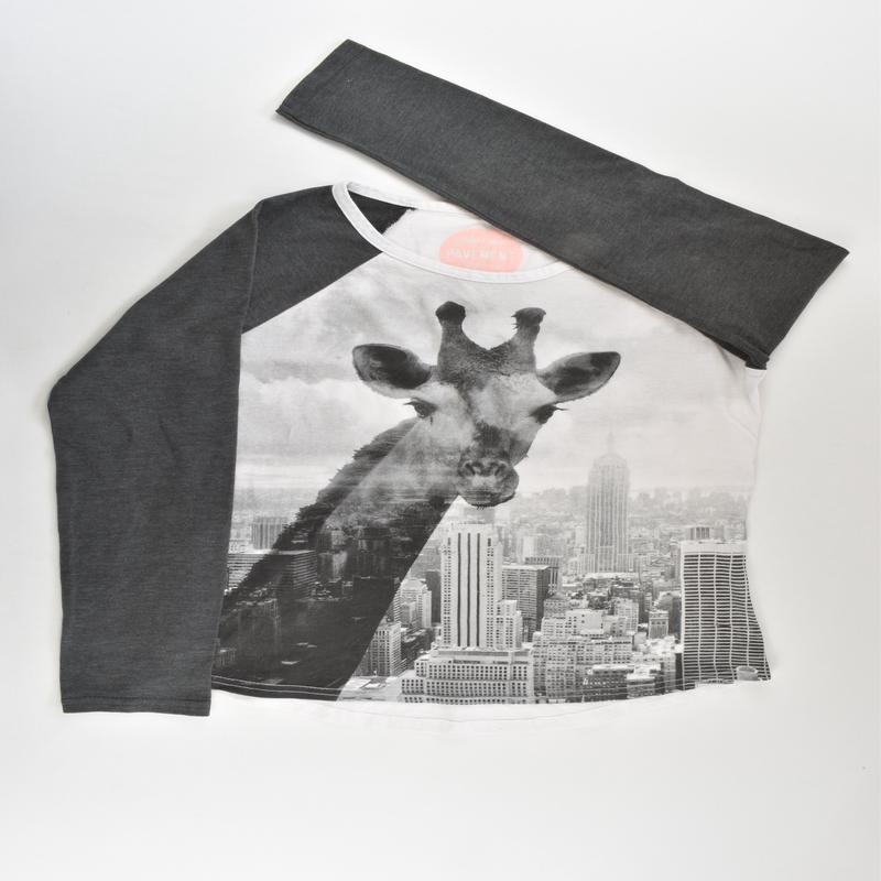 Pavement Size 10 Giraffe Top