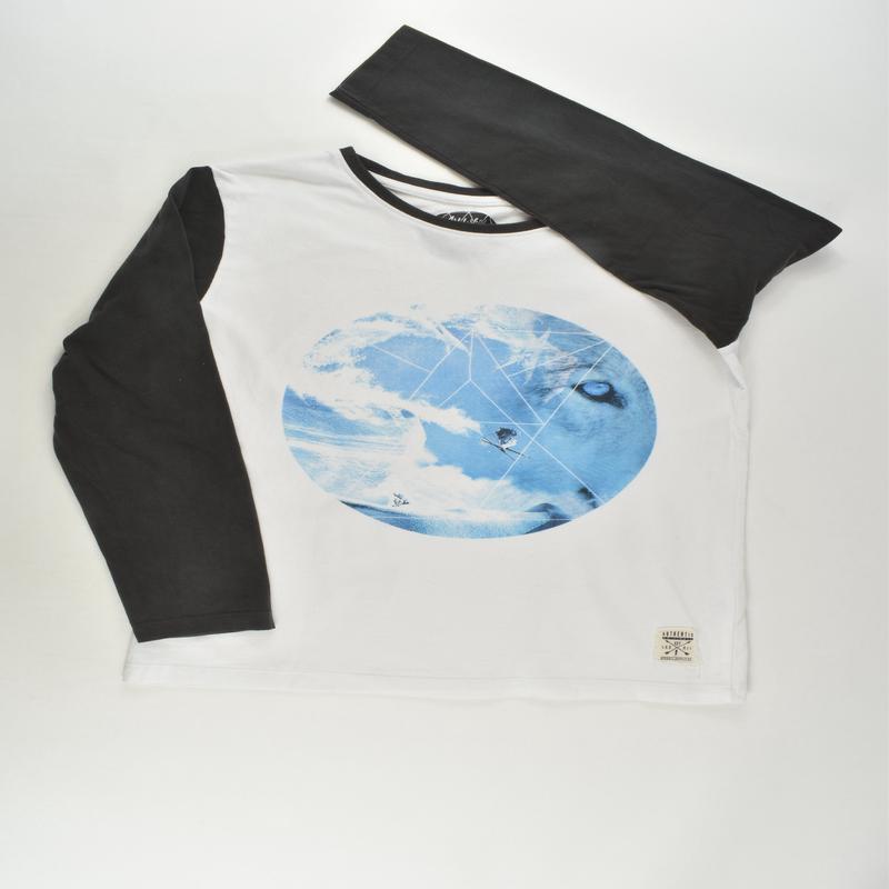 Pavement Size 10 Arctic Top